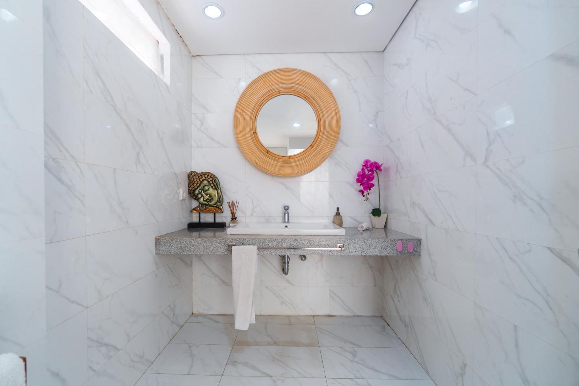 Villa C31 Seminyak Екстериор снимка